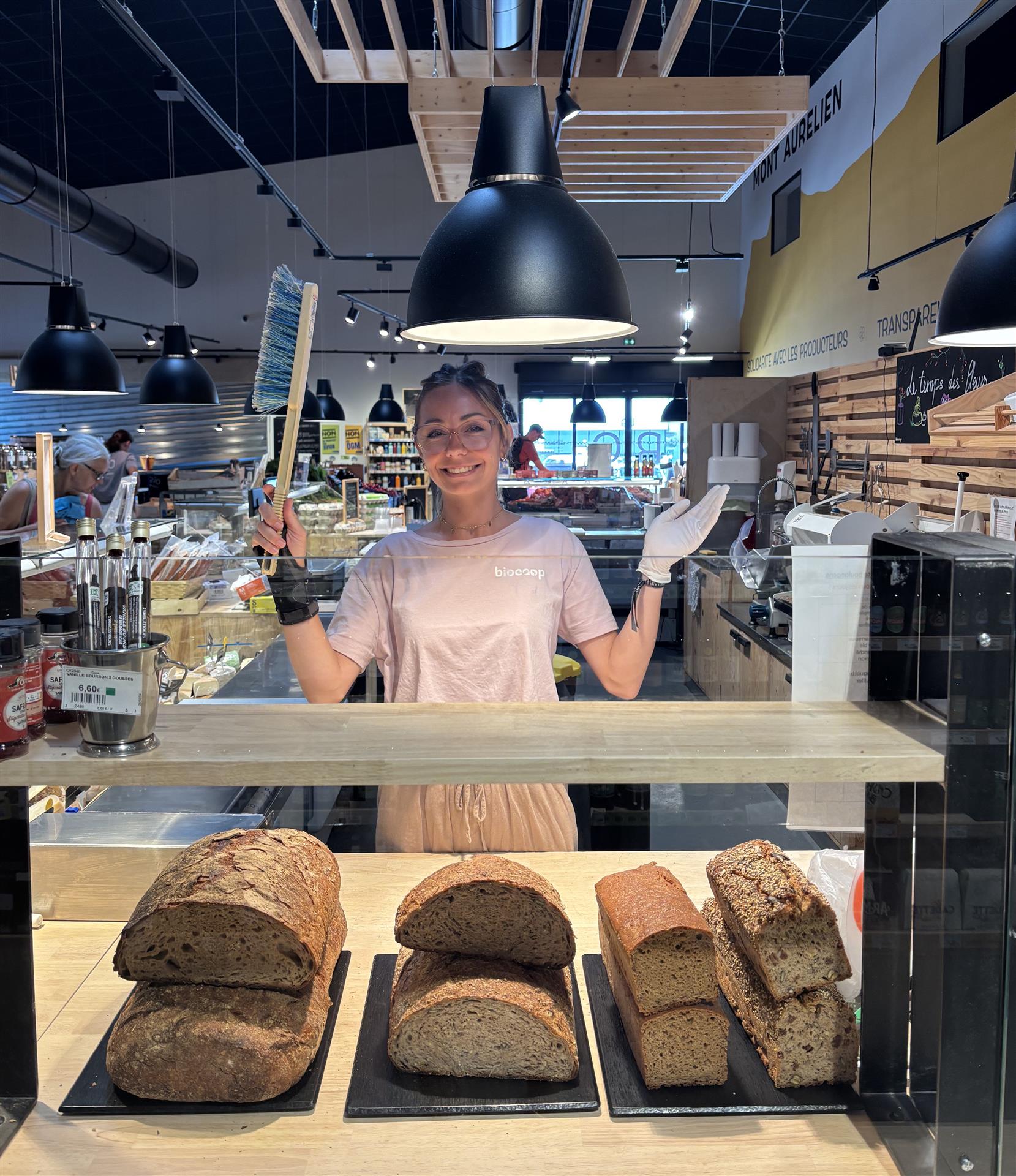 Zoom sur notre rayon Boulangerie - Du bon pain frais, tous les jours ! 