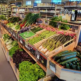 625-biocoop-trets-magasin-bio-legume-vert-saison.webp