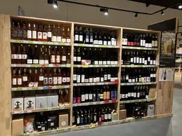 625-biocoop-trets-magasin-bio-local-vins-biere-cave.webp