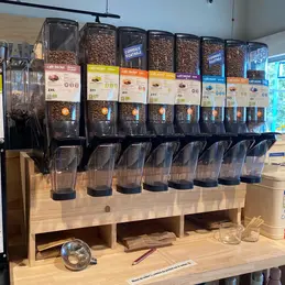625-biocoop-trets-magasin-bio-vrac-cafe-commerce-equitable.webp